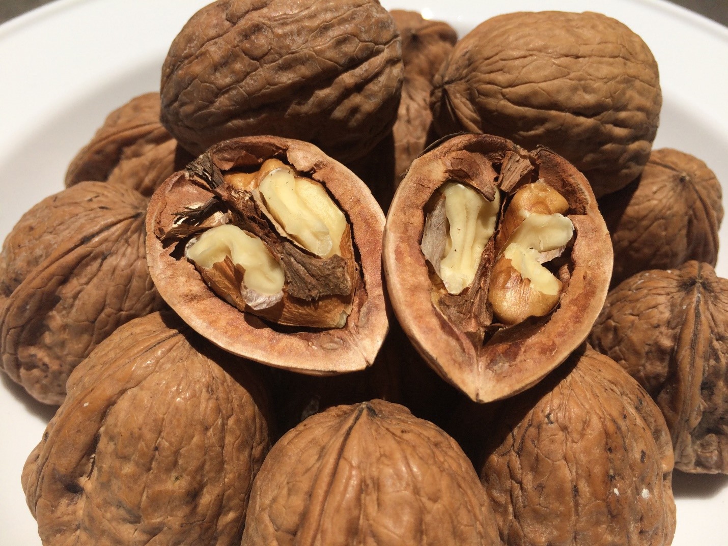 bà bầu nên ăn bao nhiêu quả óc chó