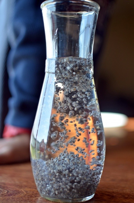 cách pha hạt chia để uống