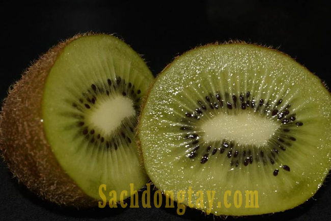 Ăn kiwi tốt cho người mất ngủ