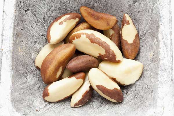 an-keto-voi-hat-brazil-nut